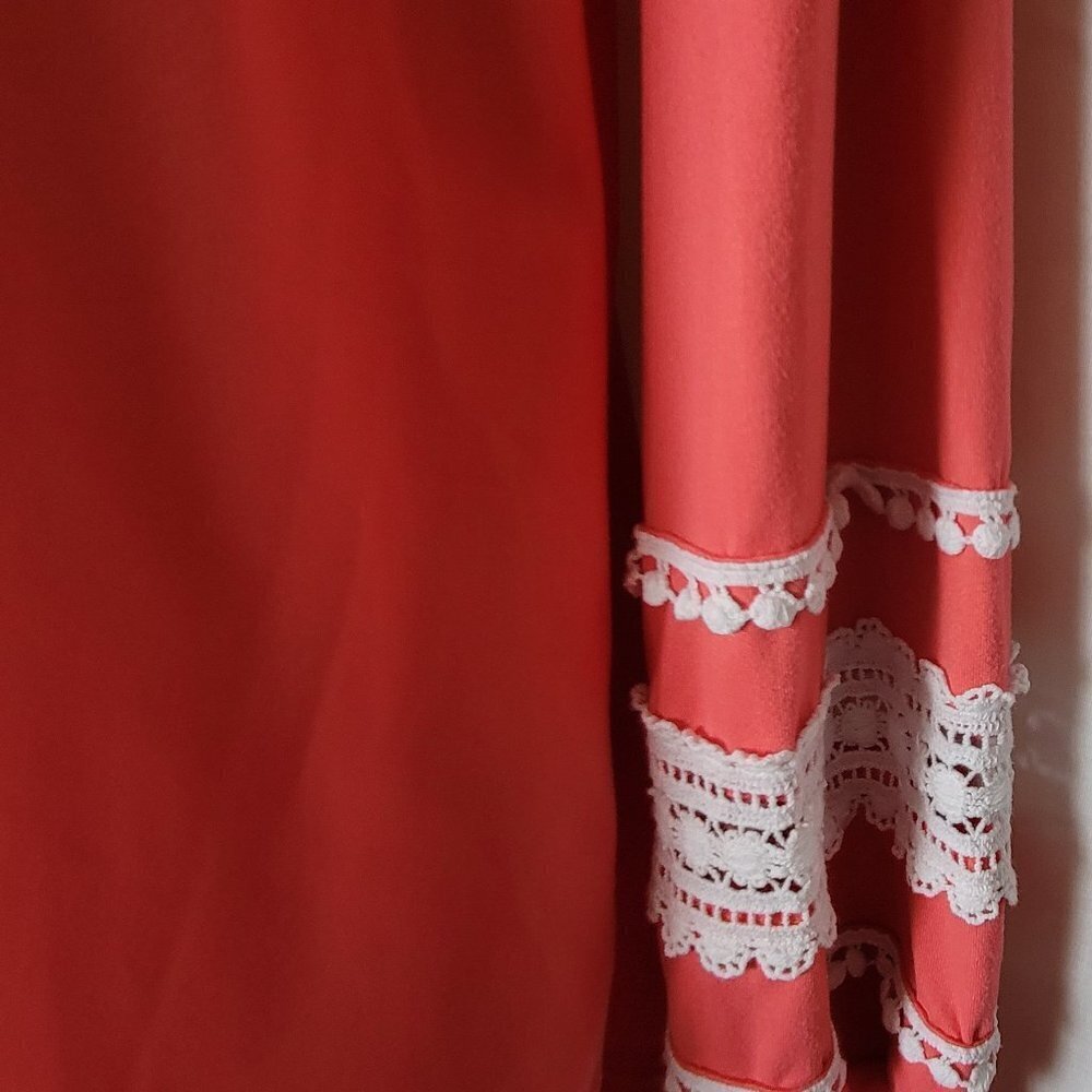 Lovely Melody top Coral NEW Boutique Small BOHO stretchy crochet arms flowy NWOT - Picture 6 of 12